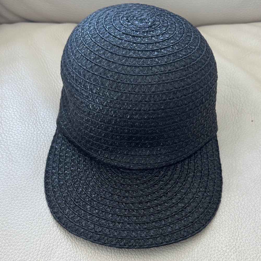 Eric Javits Black Textured Cap